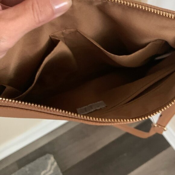 Tan hobo strap bag - Picture 8 of 9